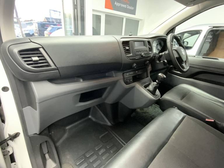 2020 20 VAUXHALL VIVARO 2.0 TURBO D 3100 EDITION PANEL VAN 5DR DIESEL MANUAL L1 