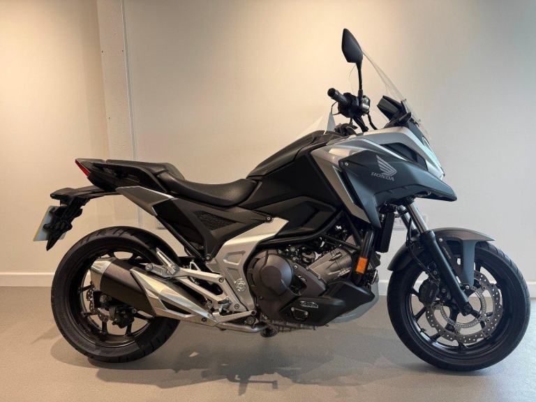 2022 HONDA NC750X DCT, '22 Plate with 6804 miles **AUTO GEARBOX**