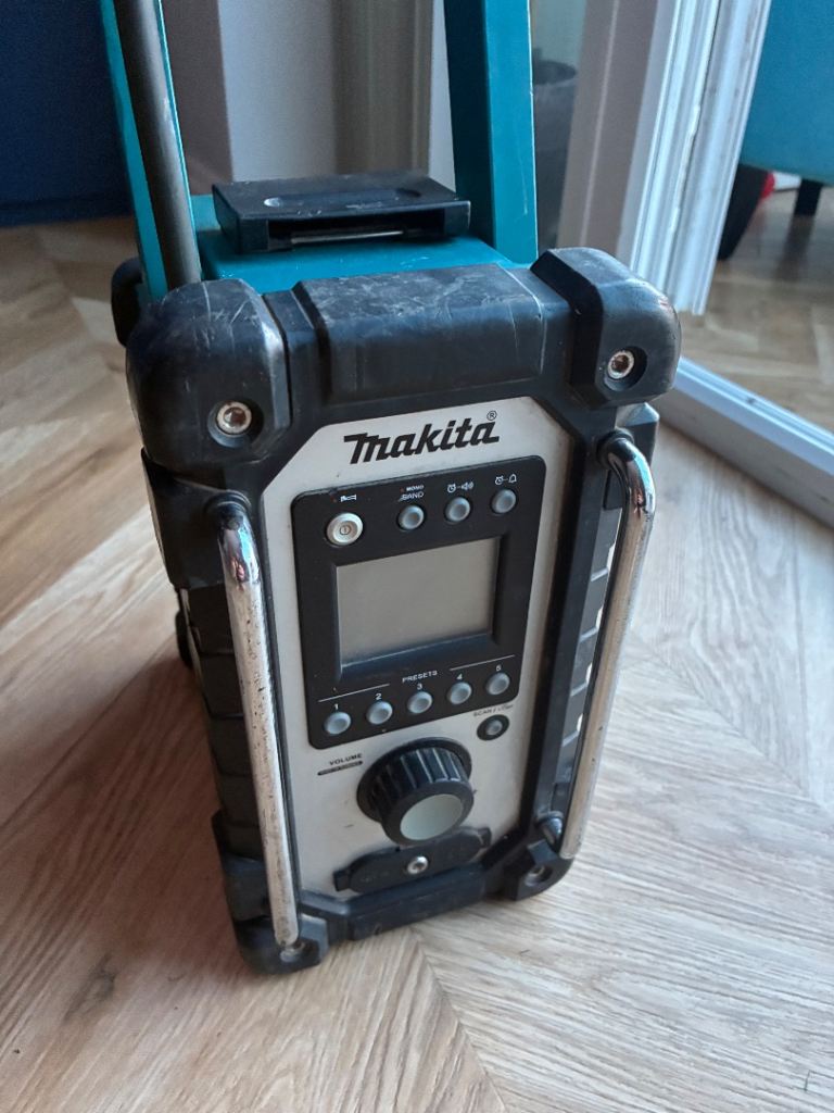 Makita radio