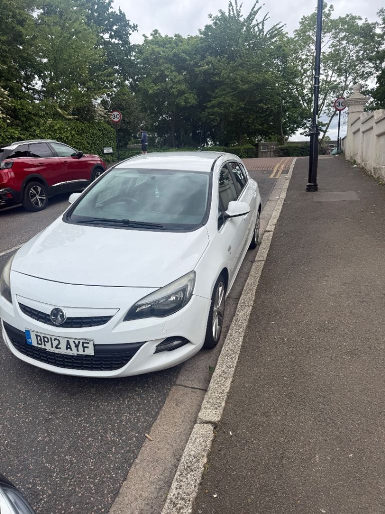 Vauxhall, ASTRA, Hatchback, 2012, Manual, 1598 (cc), 5 doors