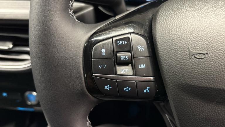 2025 Ford Kuga 2.5 FHEV Active 5dr CVT Hybrid Estate Estate Hybrid Automatic