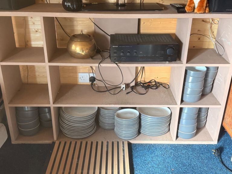 FREE plates,bowls and side plates plus cutlery