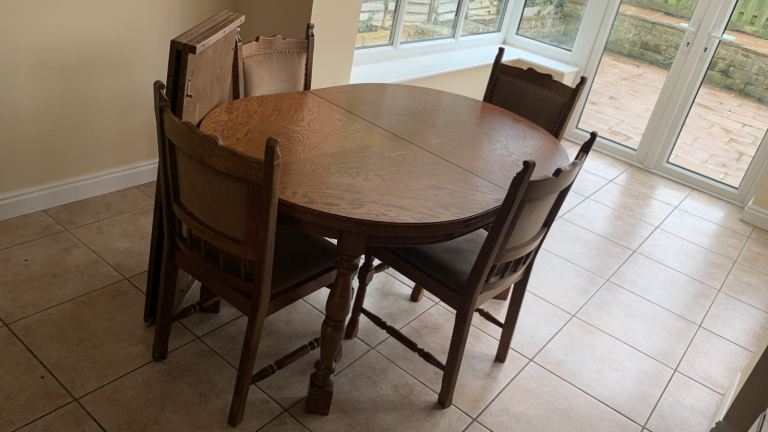 Dinning table with chairs free local delivery 
