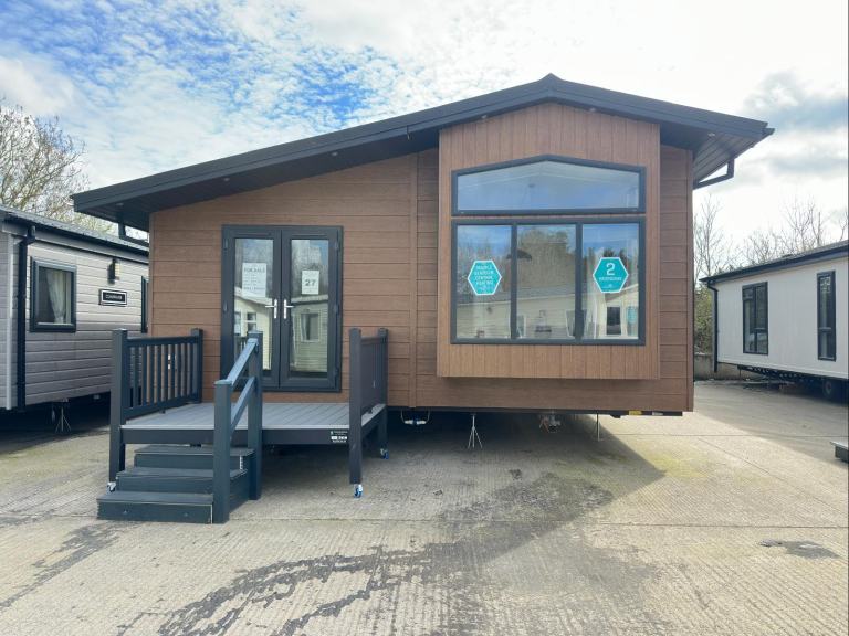 2 Bed Resi Spec Twin Lodge - Bath, Ensuite Shower - Offsite for Private Land