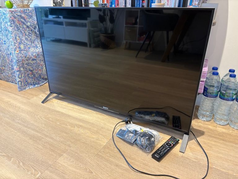 Sony Bravia 49” 4K Smart TV KD-49X8505B – Working – Collection Only