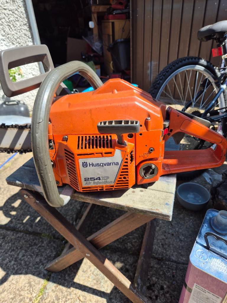 Husqvarna 254 XP Chainsaw – Good Working Order