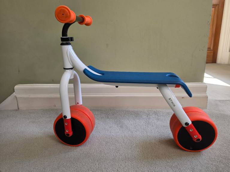BTWIN 2-in-1 Ride Balance Bike. From 1 year
