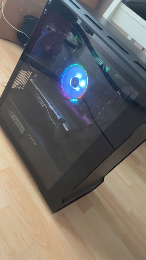 Gaming PC + Keyboard and mouse
