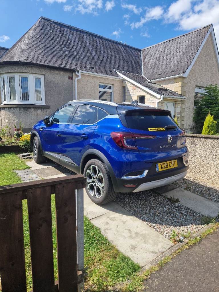 Renault, CAPTUR, Hatchback, 2024, Manual, 999 (cc), 5 doors