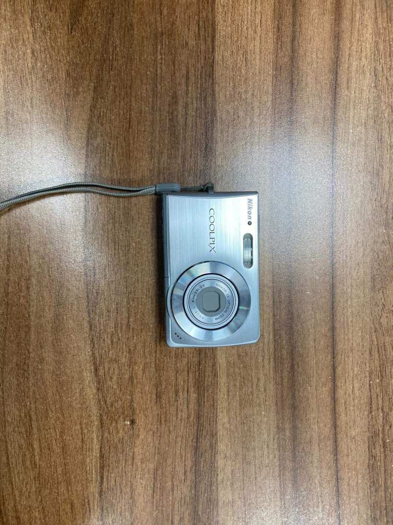 Nikon Coolpix S200