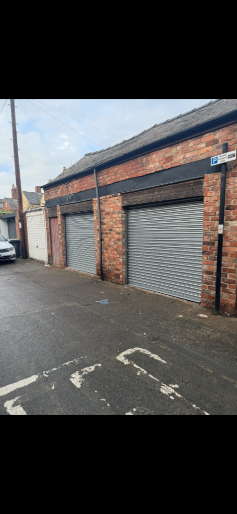 Garages to rent