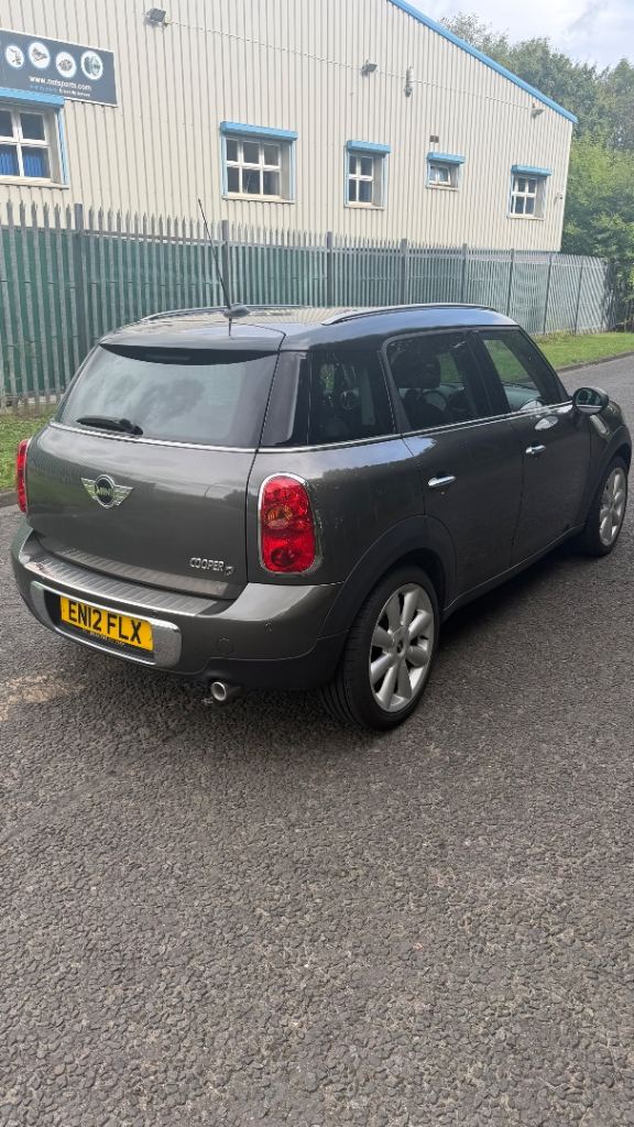 Mini Countryman Cooper 1.6D £35rt