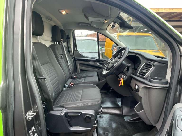FORD TRANSIT CUSTOM 1.0 ECOBOOST LIMITED AUTOMATIC PETROL HYBRID ELECTRIC EURO