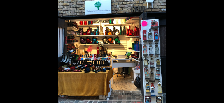 Gift shop job lot items perfect for giftware and Christmas shop