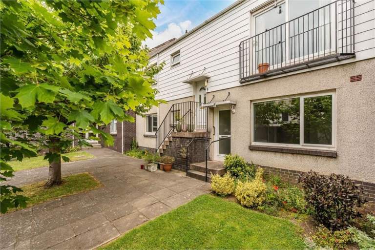 FESTIVAL: Excellently located, 4 bedroom house located on Hillpark Wood close to the city