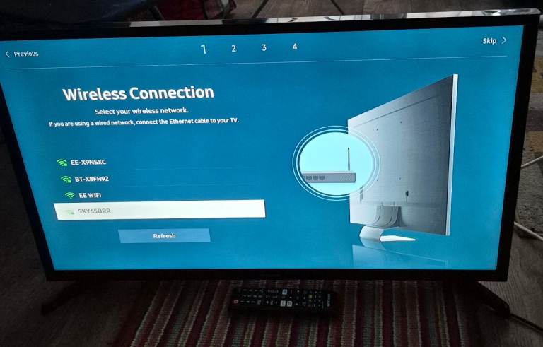 Good Condition Samsung Smart TV, 2nd Gen 32"