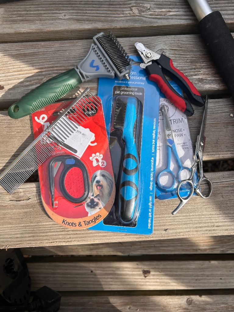 Dog grooming bits 