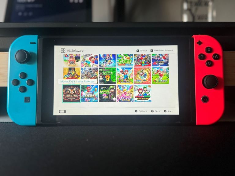 Nintendo Switch MOD + 100 Games and Accessories V1 Unpatched