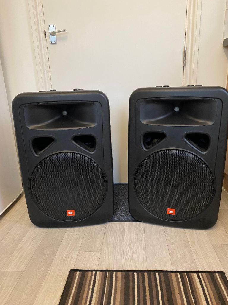 PRE-OWNED 2 JBL SPEAKERS EON-1500