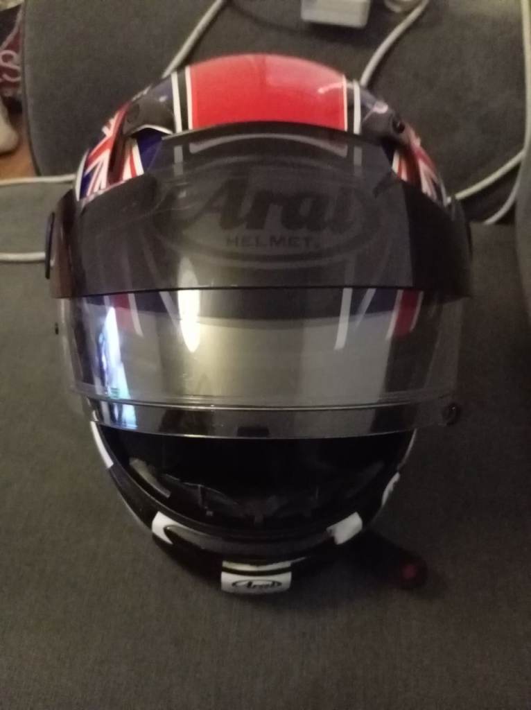 Arai Quantic - Podium UK Flag - Motorcycle Helmet