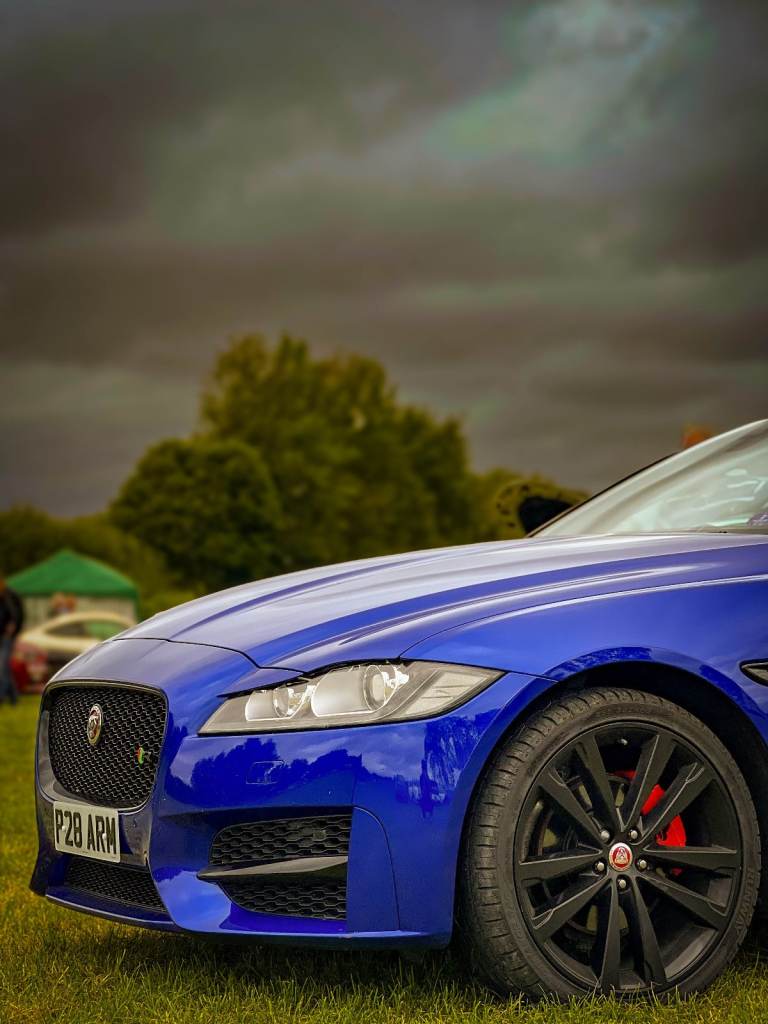 2018 Caesium Blue Jaguar XF 2.0T