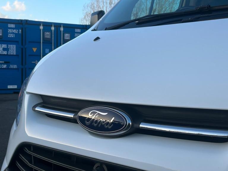 2017 Ford Transit Custom 310 TREND LR P/V 1 OWNER FROM NEW AIR CON REAR CAMERA Panel Van Diesel M...