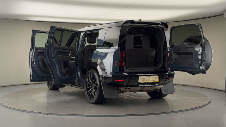 2022 Land Rover Defender 110 3.0 D300 MHEV X-Dynamic HSE SUV 5dr Diesel Auto 4WD Euro 6 (s/s) (30...