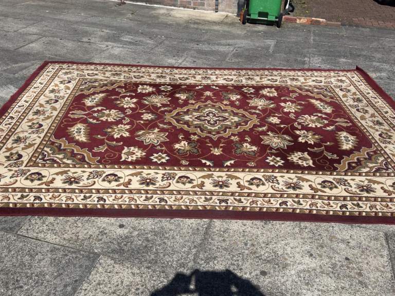 Rug for the living room 
