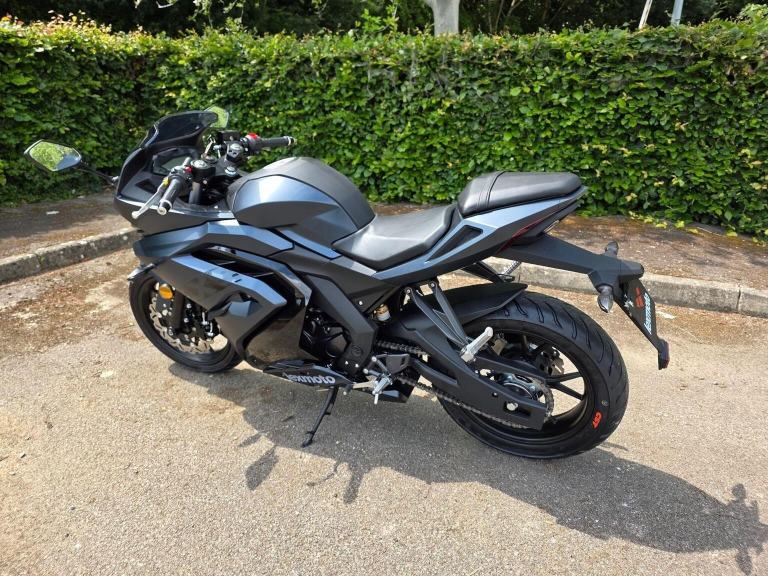 LEXMOTO LXS 125 EURO 5 2025 Petrol Manual in Black