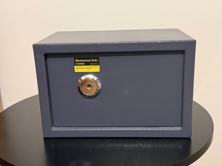 Mechanical Safe S-20WK(B) – As Good As New, Grey