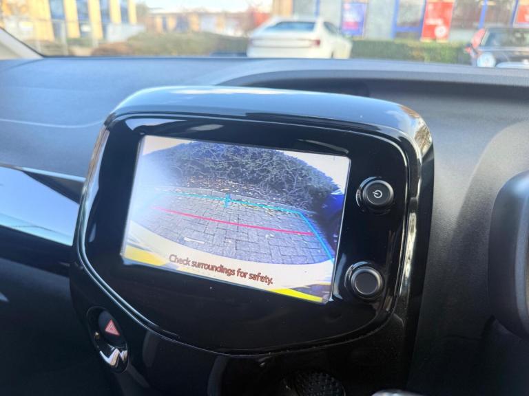 2017 Toyota AYGO 1.0 VVT-i x-press Euro 6 5dr HATCHBACK Petrol Manual