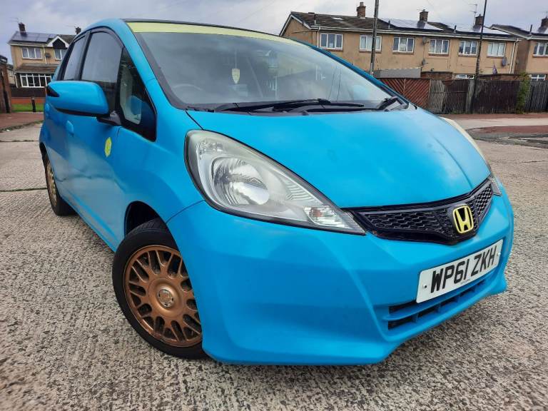 HONDA JAZZ VTEC SE 2012 REG.1.4 PETROL.MOT AUGUST 2027.START AND DRIVE WELL. 