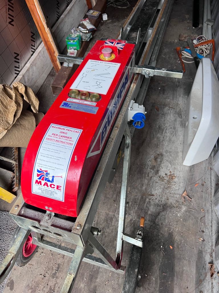 **BARGIN** 8M electric Bumpa lift 