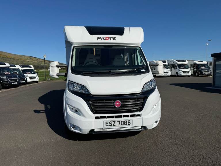2021 PILOTE EVIDENCE P626D 4 BERTH AUTOMATIC MOTORHOME WITH ONLY 20K MILES ANDERSON MOTORHOME SALES