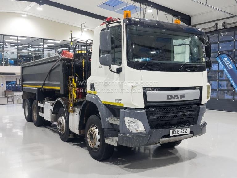 2018 (18) DAF CF 440 8X4 CRANE MOUNTED TIPPER