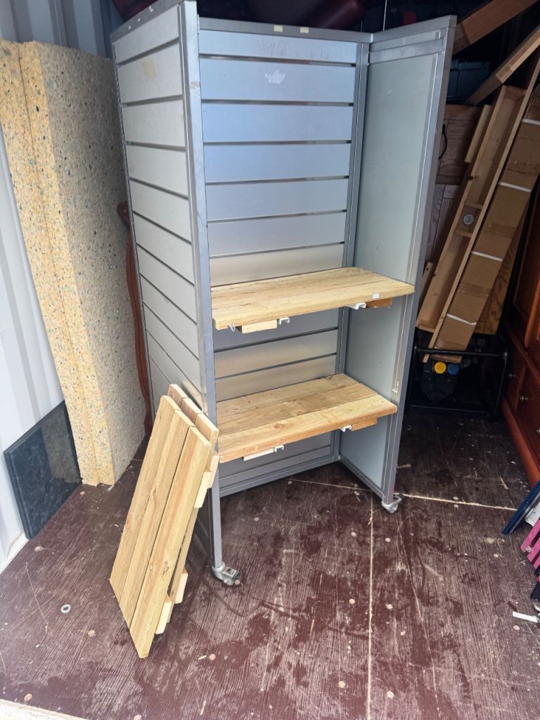 shop display stand aluminium on wheels possible Delivery
