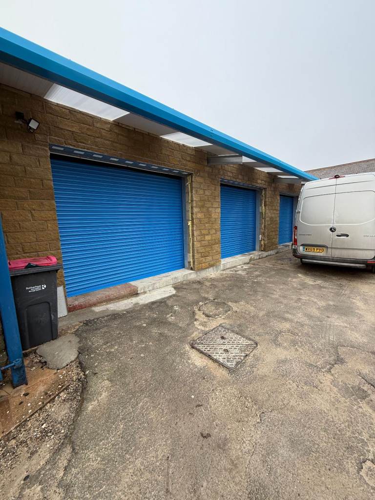 ROLLER SHUTTERS FOR STEEL BUILDINGS - STEEL GARAGES 