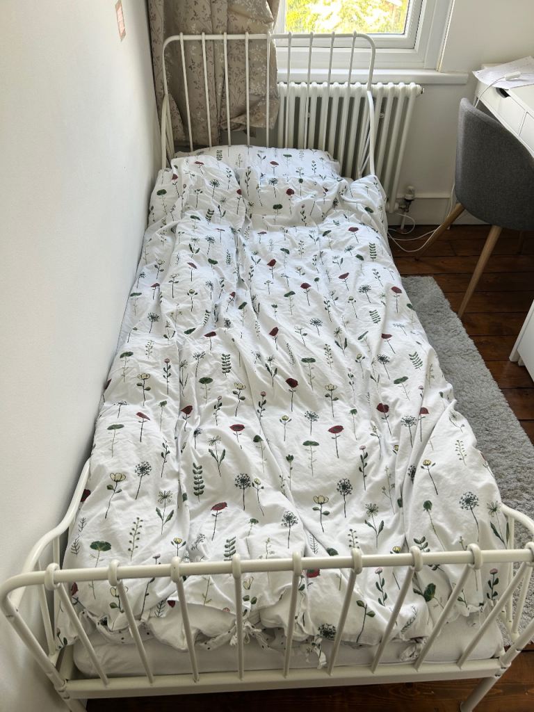 Ikea STJÄRNÖ bed frame with LURÖY standard single 