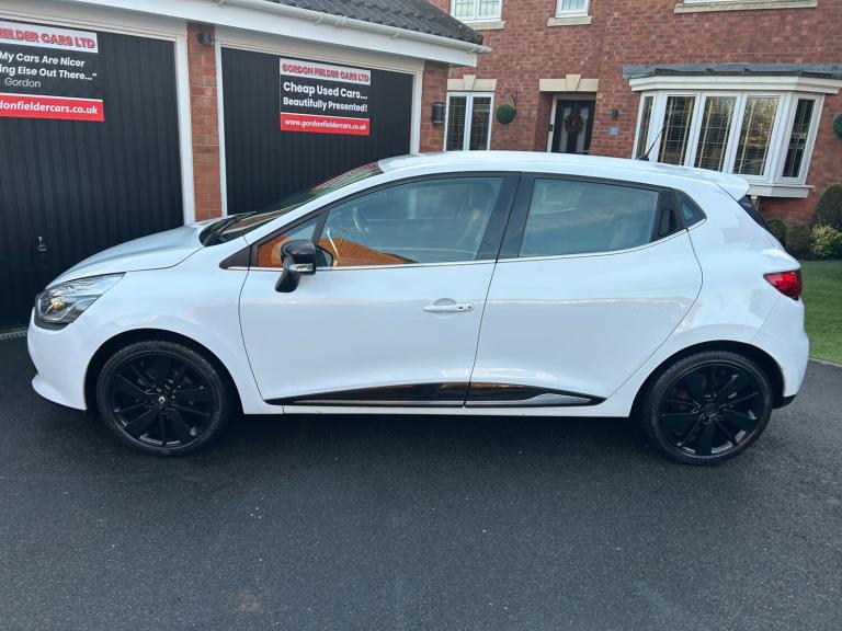 2015 Renault Clio 0.9 TCE 90 Dynamique S MediaNav Energy 5dr HATCHBACK Petrol Manual
