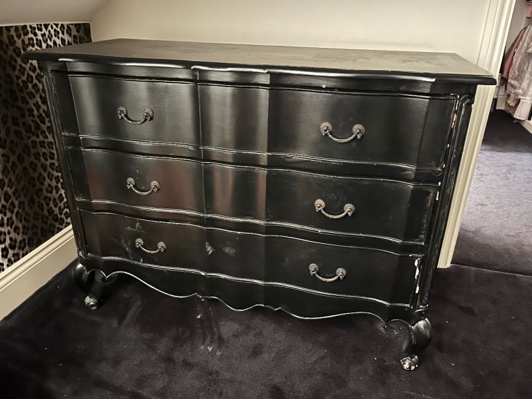 Shabby Chic Black Chest of Drawers - needs light repair