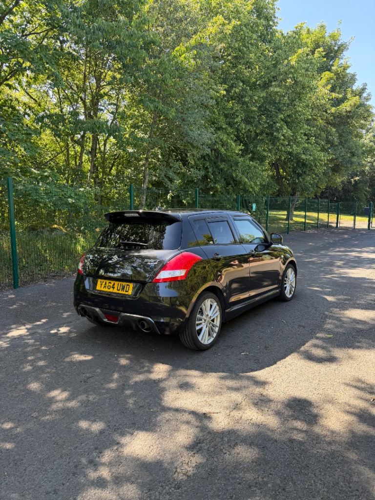 Suzuki, SWIFT, Hatchback, 2015, Manual, 1586 (cc), 5 doors