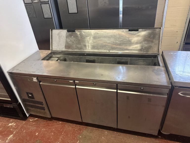 Commercial pizza Williams fridge fully serviced cafe shop restaurant 