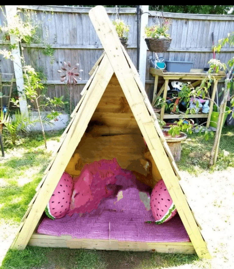 Wooden teppee