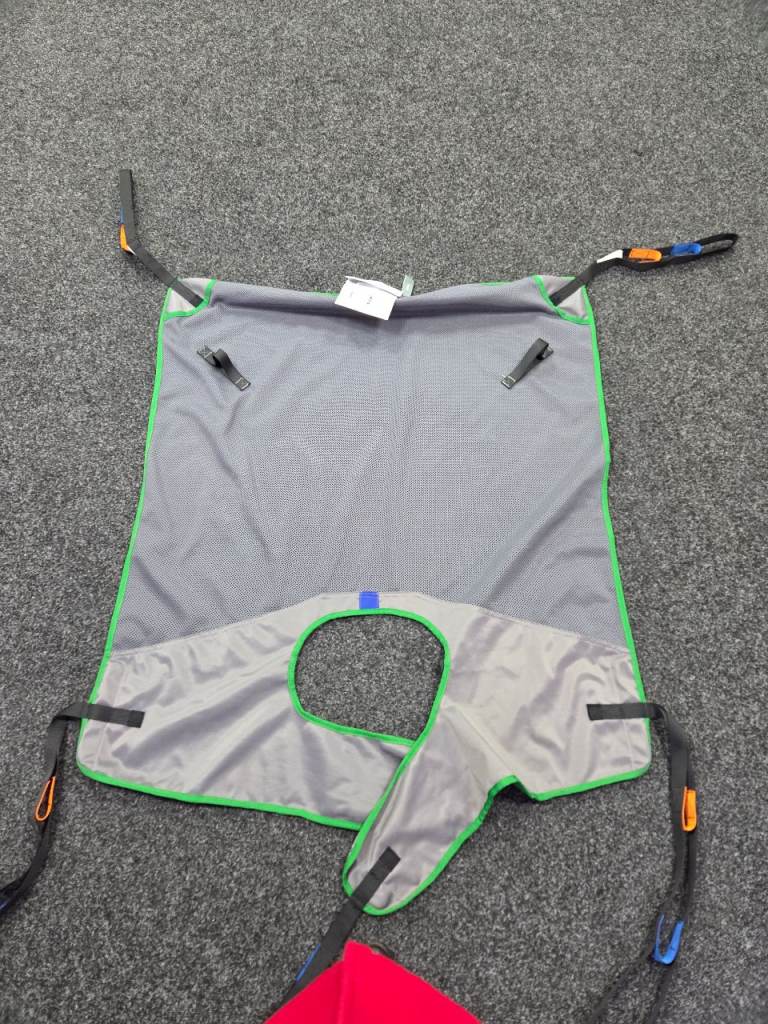 Patient sling for hoist 