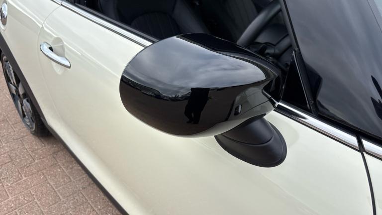 2022 MINI Hatch 2.0 Cooper S Exclusive 3dr Auto Petrol Hatchback Hatchback Petrol Automatic