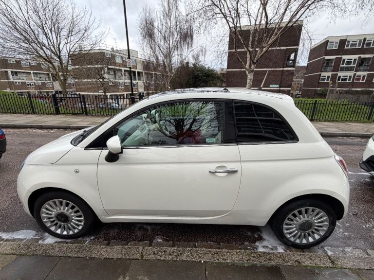 White 2014 Fiat 500 1.2 Lounge 3dr [Start Stop] - Full EpicVIN Vehicle History report availabe. 