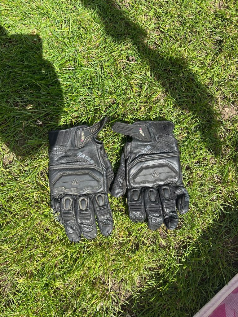 Motorbike gloves 