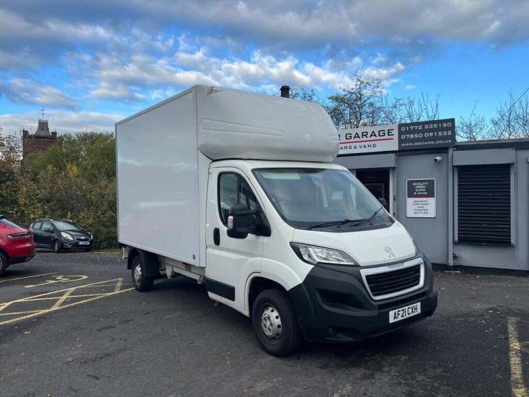 2021 Peugeot Boxer 2.2 BlueHDi Luton 140ps CHASSIS CAB DIESEL Manual