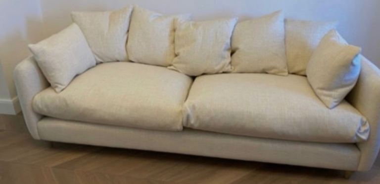 Stunning Loaf Extra Large Podge Sofa RRP £4250 BARGAIN (matching love seat listed separately)