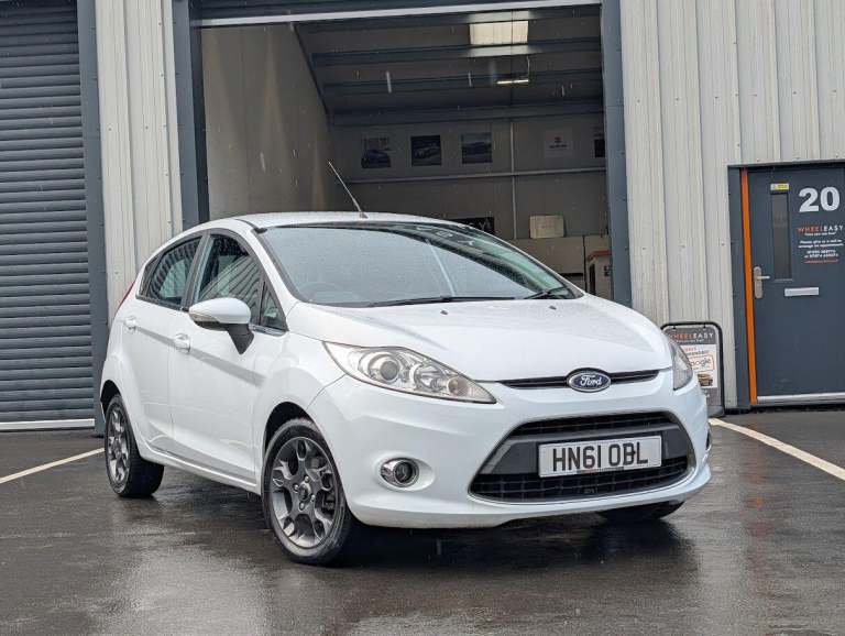 2011 Ford Fiesta 1.4 Zetec 5dr Auto HATCHBACK PETROL Automatic